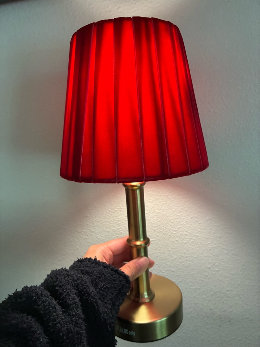 Better Homes & Gardens 13” red rechargeable portable lamp
